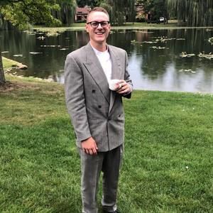 Meet your Posher, Evan